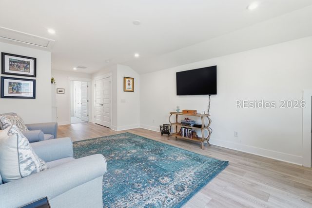 101 Carolina Oaks Ave, Bluffton, SC 29909