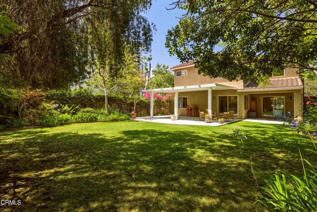 664 S Mansfield Avenue, Los Angeles, CA 90036