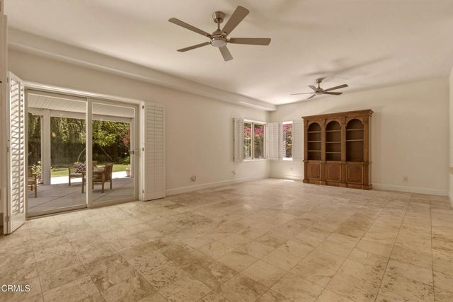 664 S Mansfield Avenue, Los Angeles, CA 90036