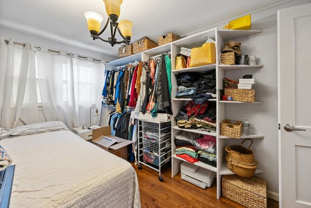 93 Stanwood Street, West Hartford, CT 06110