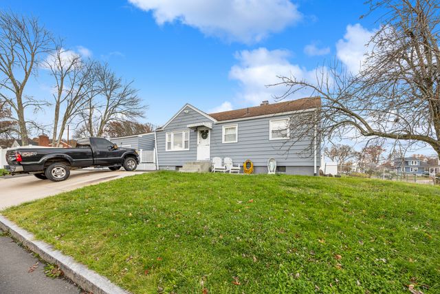 93 Stanwood Street, West Hartford, CT 06110