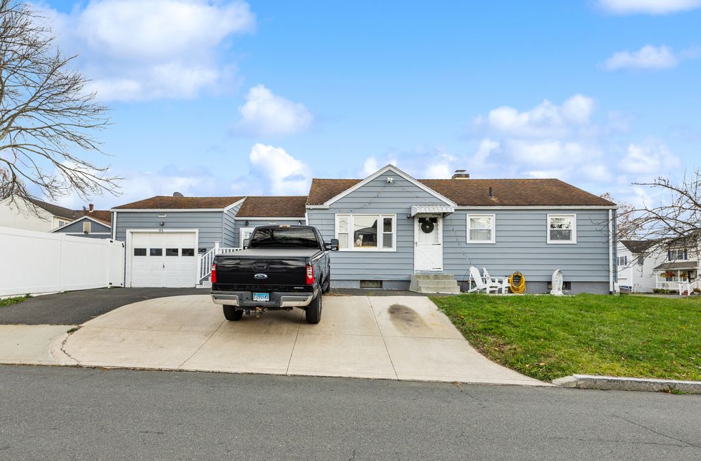 93 Stanwood Street, West Hartford, CT 06110