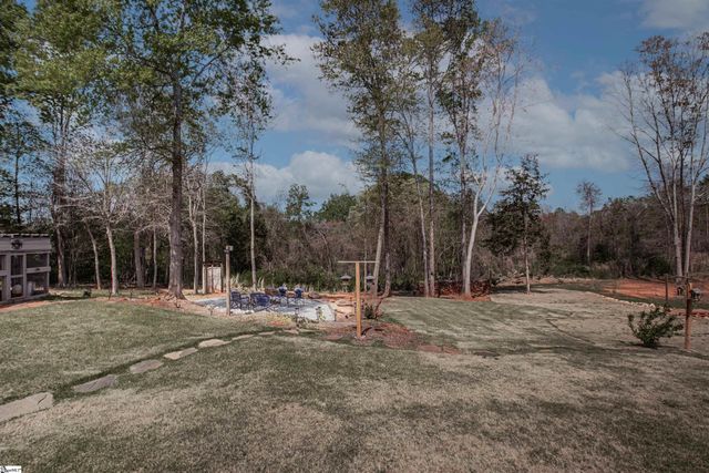 104 Summer Breeze Court, Townville, SC 29689