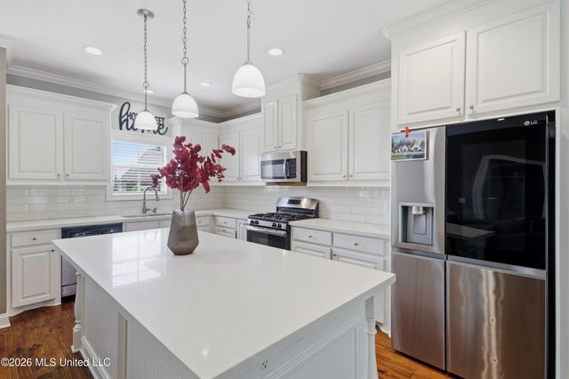 240 Falls Crossing, Madison, MS 39110