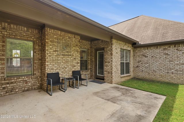 240 Falls Crossing, Madison, MS 39110