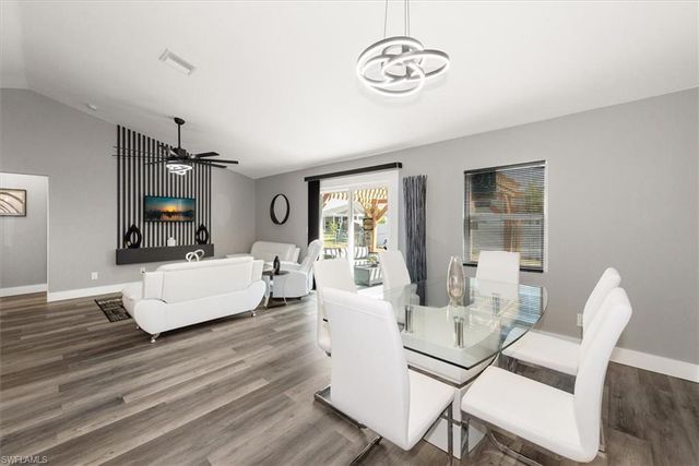 2821 NE 4th PL, Cape Coral, FL 33909