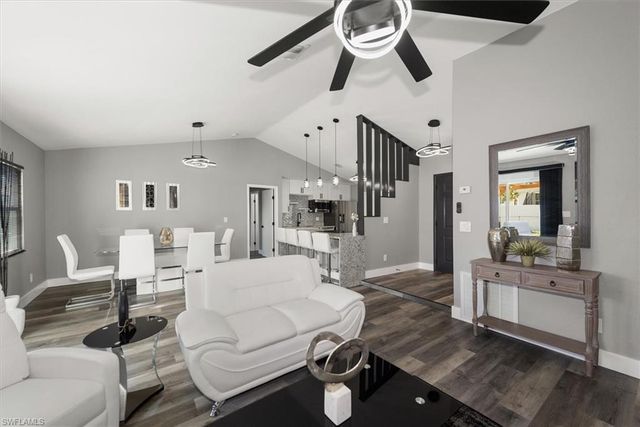 2821 NE 4th PL, Cape Coral, FL 33909