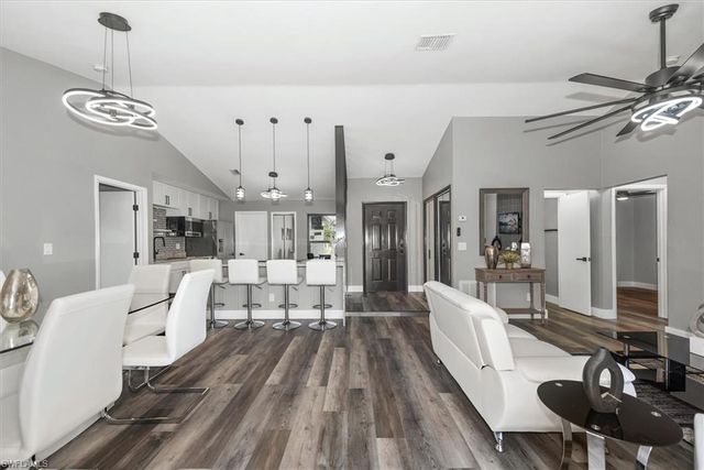 2821 NE 4th PL, Cape Coral, FL 33909