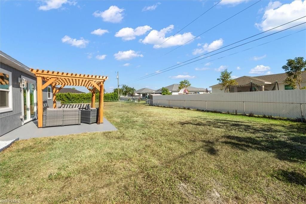 Image 28 of property listing at 2821 NE 4th PL, Cape Coral, FL 33909