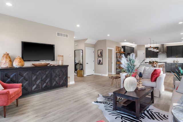 18895 Sapphire Avenue, Lowell, IN 46356