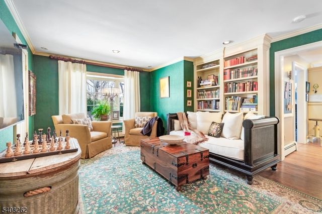 11 Miller Ave, Tewksbury Twp., NJ 08858