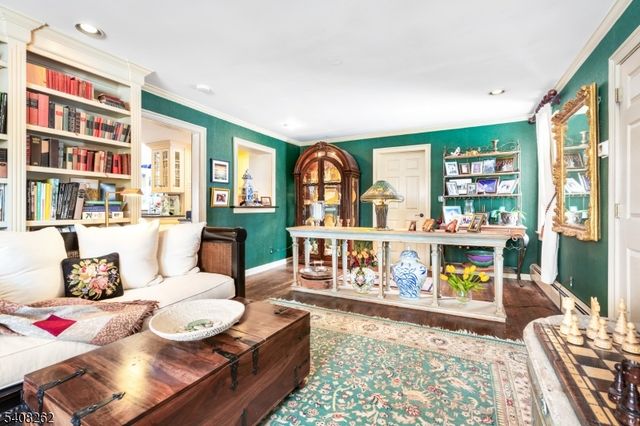 11 Miller Ave, Tewksbury Twp., NJ 08858