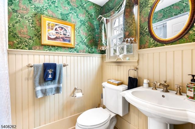 11 Miller Ave, Tewksbury Twp., NJ 08858