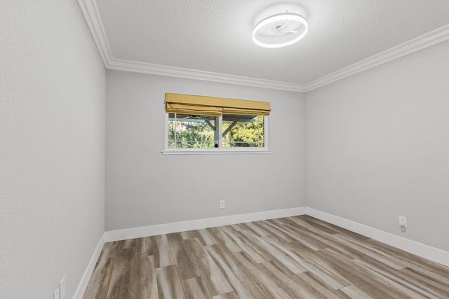 7301 Spicer Dr, Citrus Heights, CA 95621