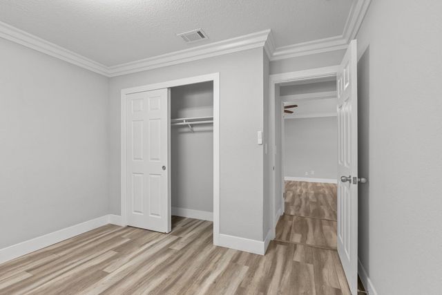 7301 Spicer Dr, Citrus Heights, CA 95621