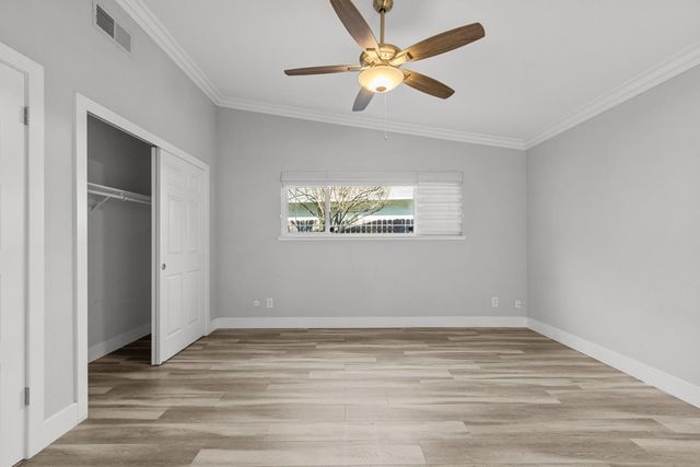 7301 Spicer Dr, Citrus Heights, CA 95621