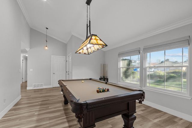 7301 Spicer Dr, Citrus Heights, CA 95621