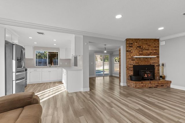 7301 Spicer Dr, Citrus Heights, CA 95621