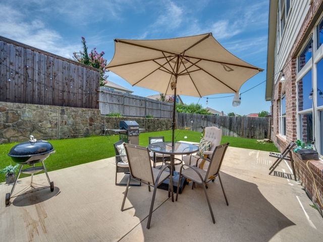 2312 Fountain Gate Drive, Little Elm, TX 75068