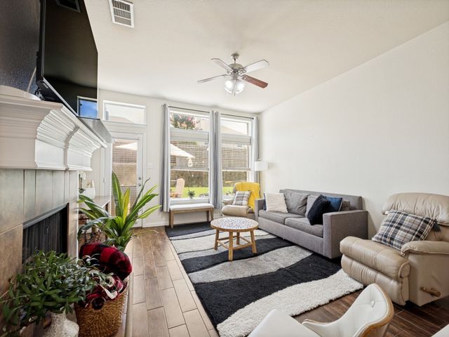 2312 Fountain Gate Drive, Little Elm, TX 75068