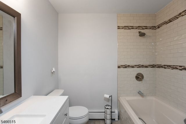 116 Emerson Rd, Franklin Twp., NJ 08873