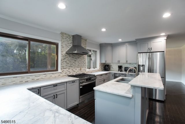 116 Emerson Rd, Franklin Twp., NJ 08873