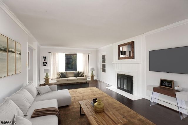 116 Emerson Rd, Franklin Twp., NJ 08873