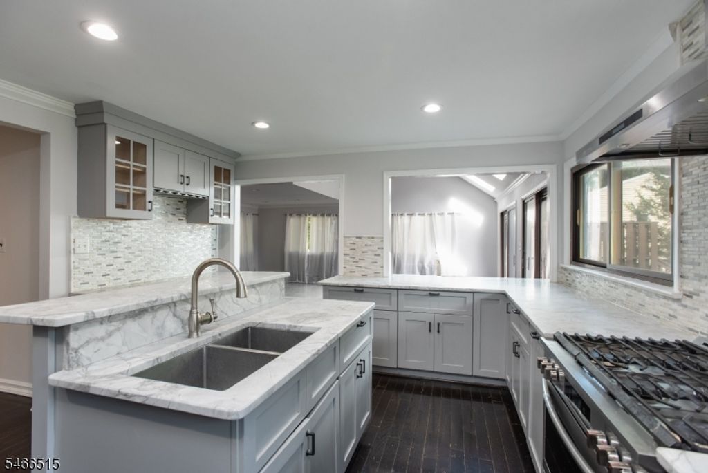 116 Emerson Rd, Franklin Twp., NJ 08873 — photo 5