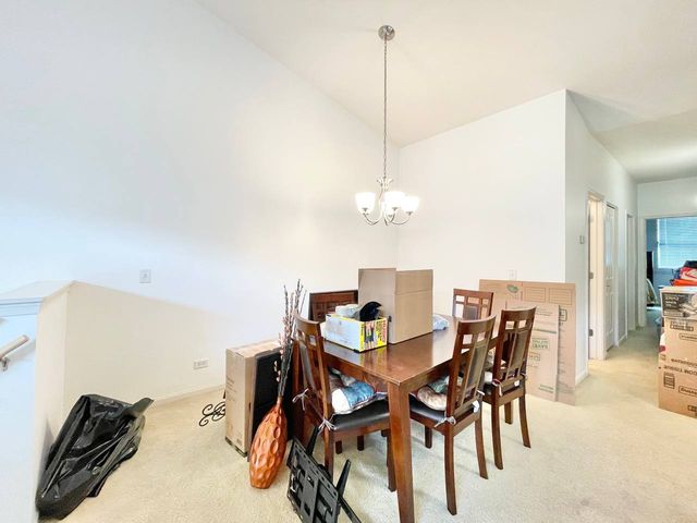 786 Four Seasons Boulevard 786, Aurora, IL 60504
