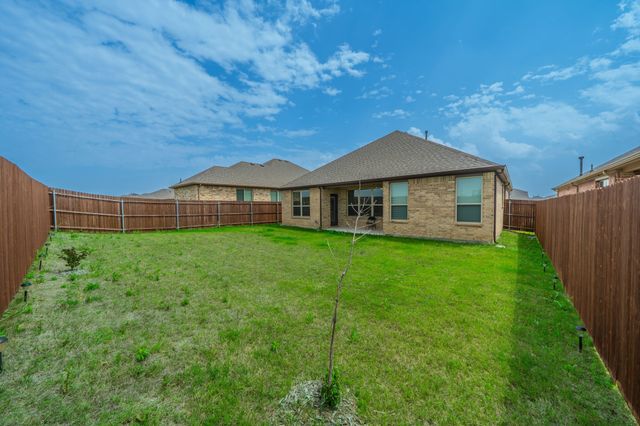 1057 Nighthawk Trail, Alvarado, TX 76009