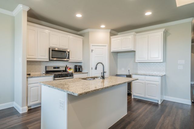 1057 Nighthawk Trail, Alvarado, TX 76009