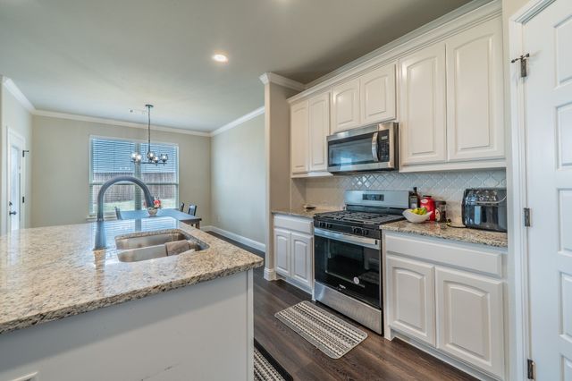 1057 Nighthawk Trail, Alvarado, TX 76009
