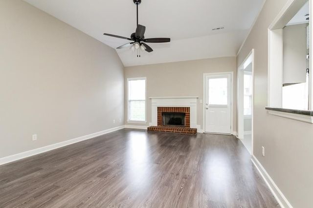2737 Aston Woods Ln, Thompsons Station, TN 37179