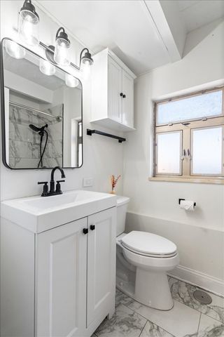 1860 Sherman Avenue 7NE, Evanston, IL 60201