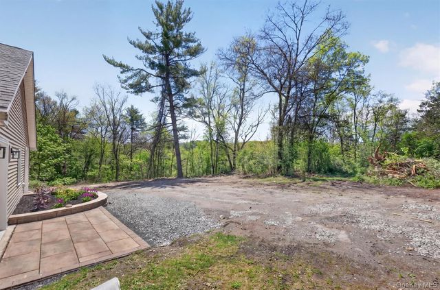 71 Blacks Road, Kingston, NY 12401