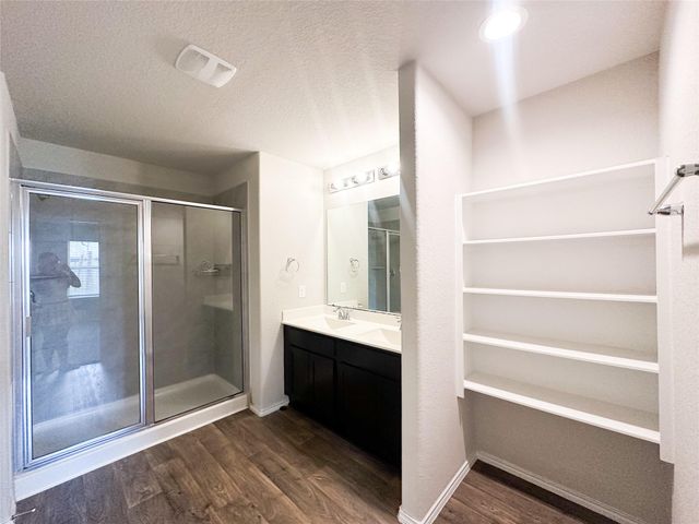 1807 Brady Shores Drive, Richmond, TX 77469