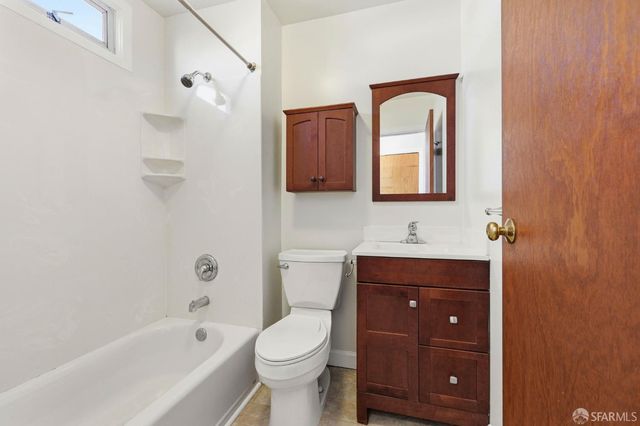 29 Holyoke Street, San Francisco, CA 94134