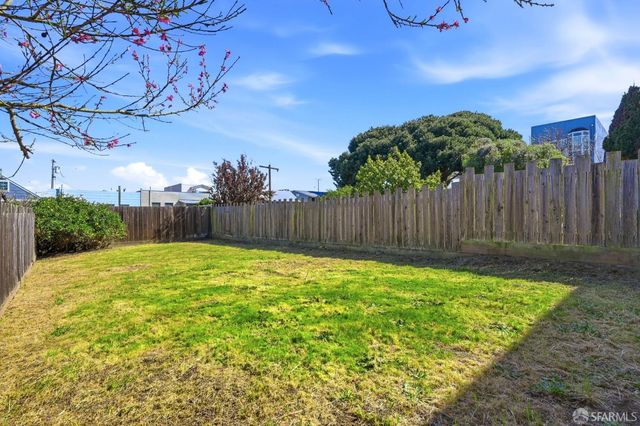 29 Holyoke Street, San Francisco, CA 94134