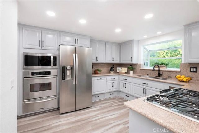 2350 Shadow Hill Drive, Riverside, CA 92506