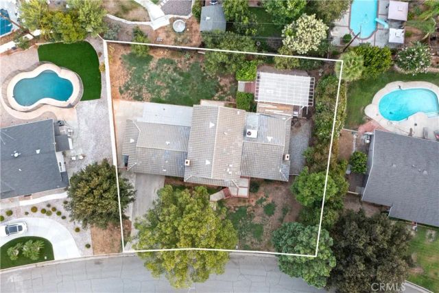 2350 Shadow Hill Drive, Riverside, CA 92506