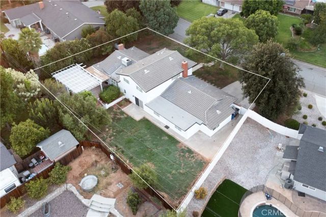 2350 Shadow Hill Drive, Riverside, CA 92506