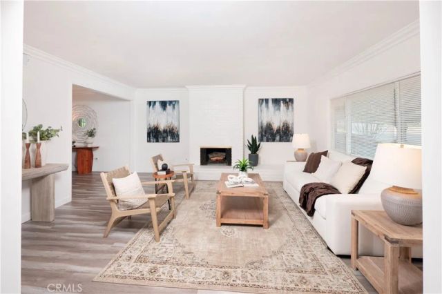 2350 Shadow Hill Drive, Riverside, CA 92506