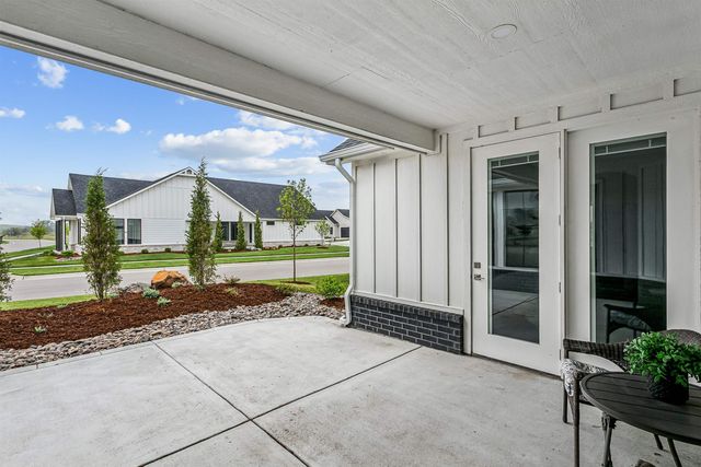 2628 N Shearwater, Wichita, KS 67204