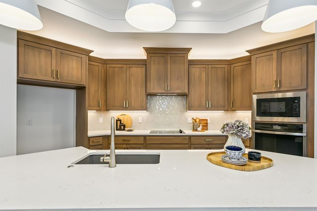 2628 N Shearwater, Wichita, KS 67204