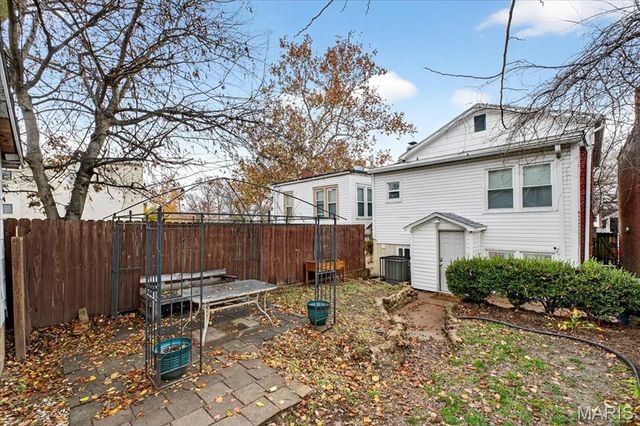 4103 Louisiana Avenue, St Louis, MO 63118