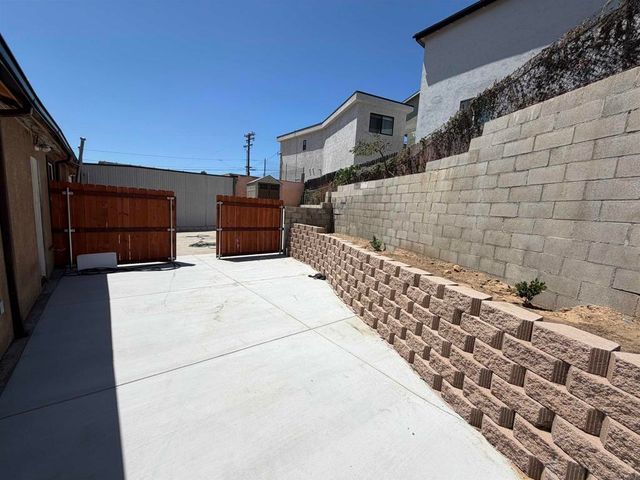 542 S 28th, San Diego, CA 92102