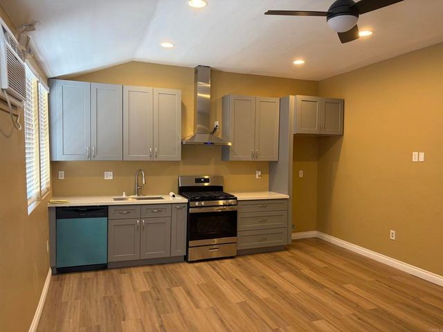 542 S 28th, San Diego, CA 92102