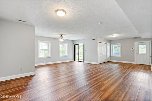 303 Live Oak Street, Emerald Isle, NC 28594