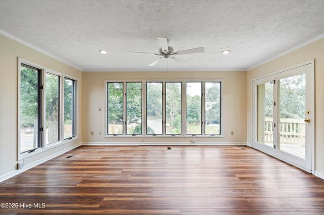 303 Live Oak Street, Emerald Isle, NC 28594