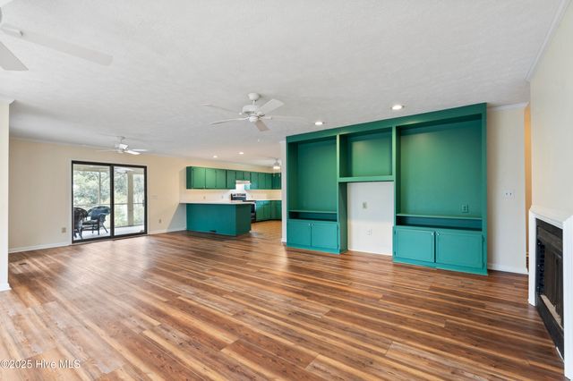 303 Live Oak Street, Emerald Isle, NC 28594